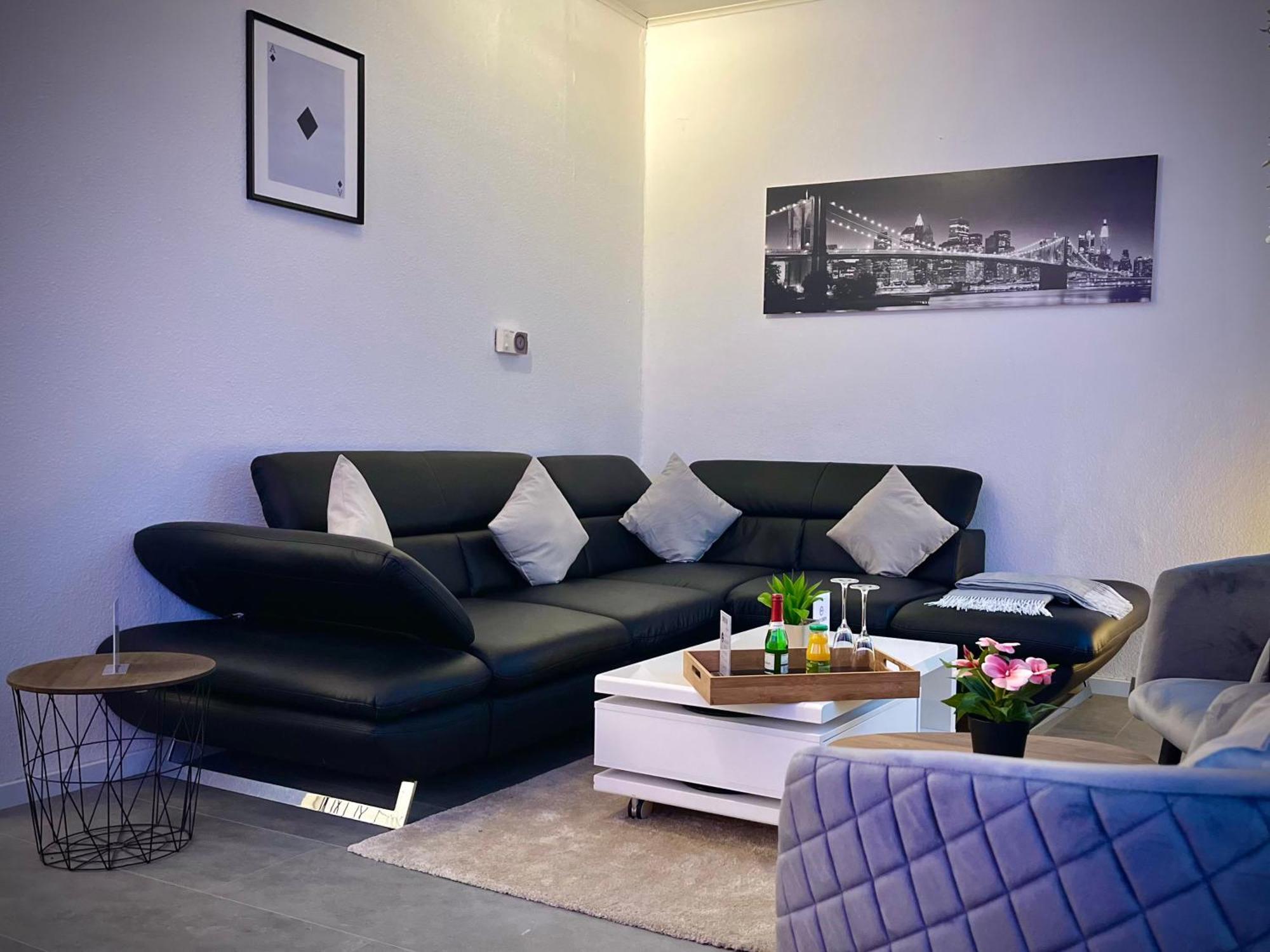 G&G Luxury Apartment Am Stadtpark ベンドルフ エクステリア 写真