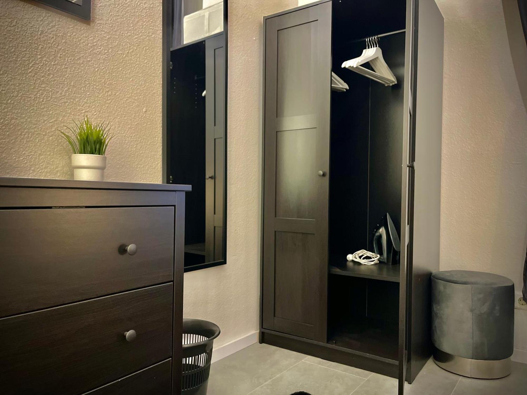 G&G Luxury Apartment Am Stadtpark ベンドルフ エクステリア 写真