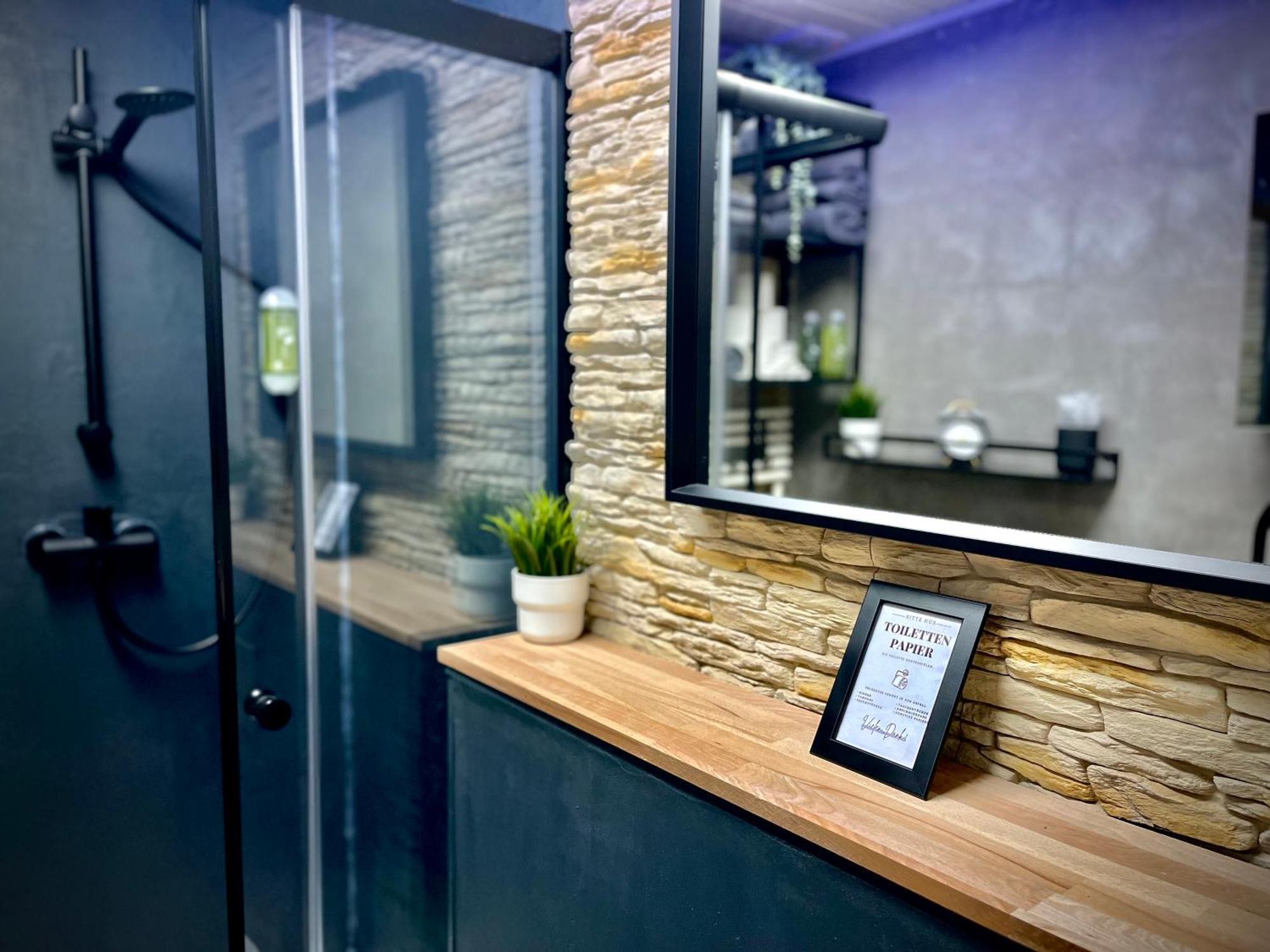 G&G Luxury Apartment Am Stadtpark ベンドルフ エクステリア 写真